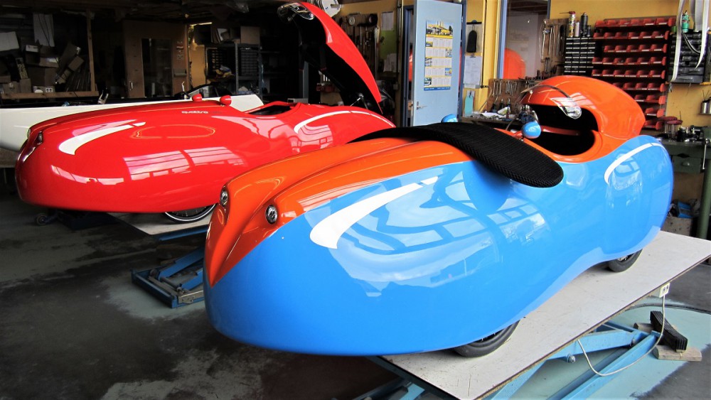 Velomobile.nl pajalla oli 9 Quattroveloa. Ajoasennon säätö.