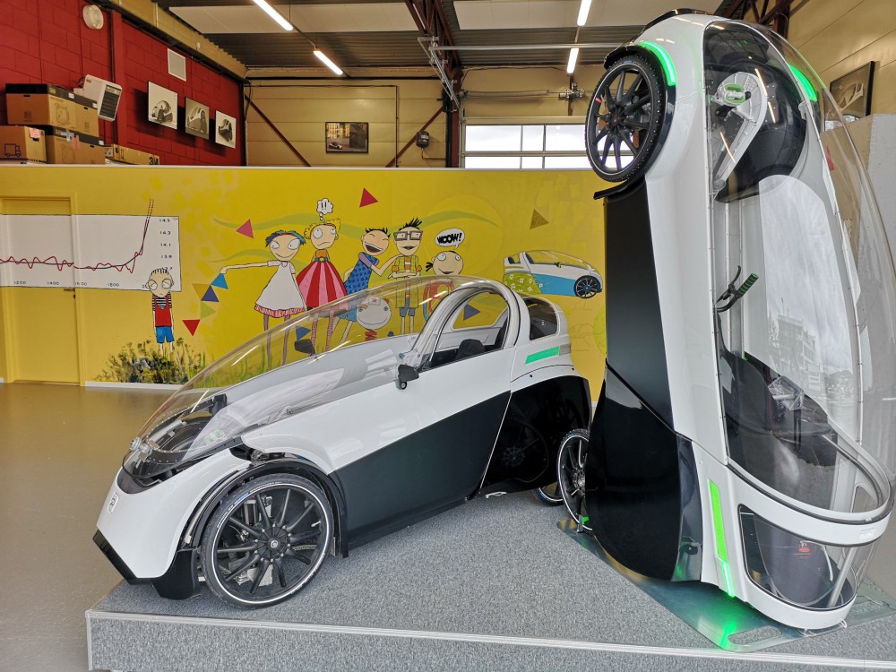 podbike.jpg (490.54 KiB) Katsottu 5817 kertaa Säilytys myös pysty asennossa.