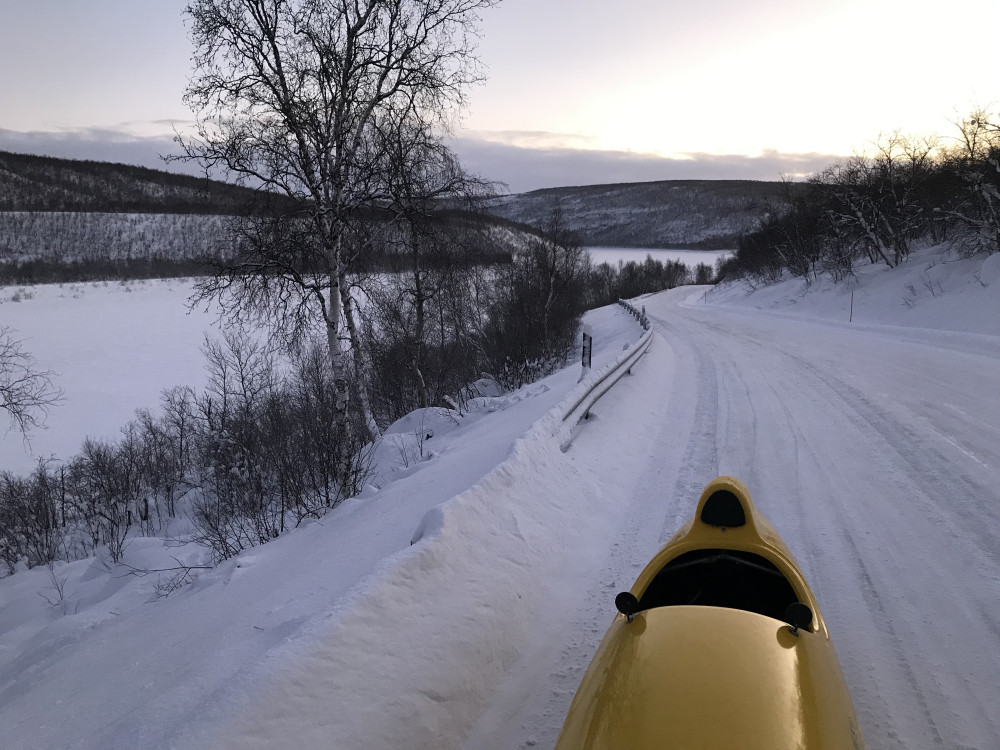 Kaamosaikana valoisaa riitti lyhimmillään noin 4 tuntia. Kuva on otettu tammikuun alussa.