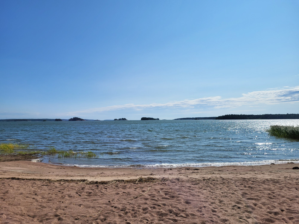 Meressä uimassa. Vesi oli lämmintä