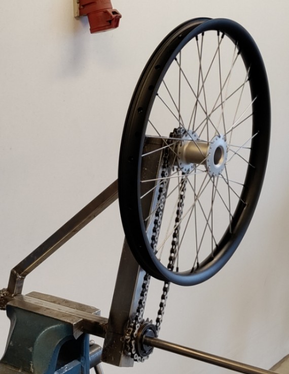 valmis heilurivarsi.jpg