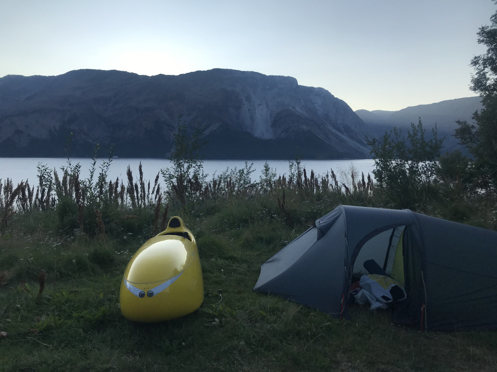 Ensimmäisen yön leiri