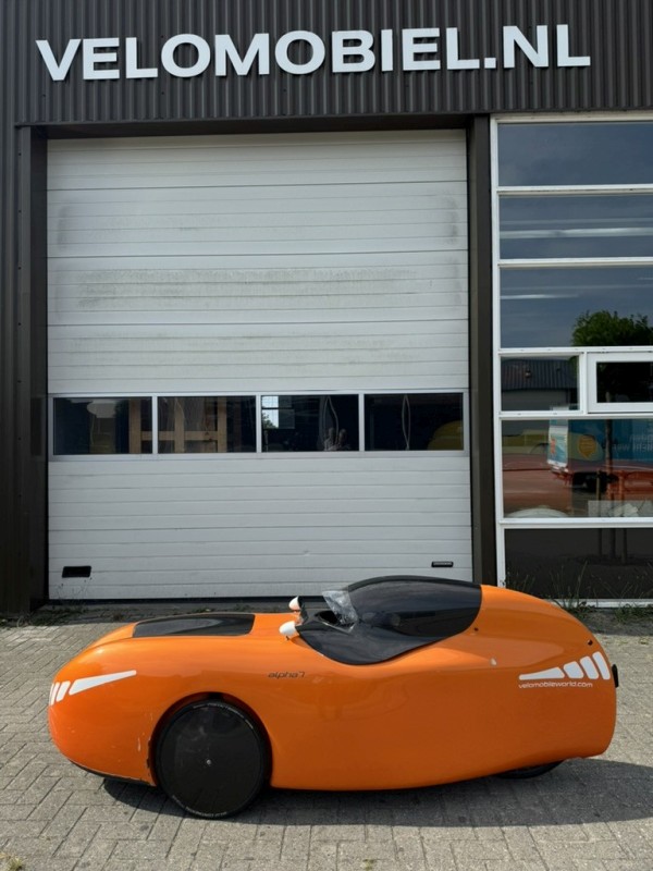 01_Alpha_arrived_to_Dronten.jpg