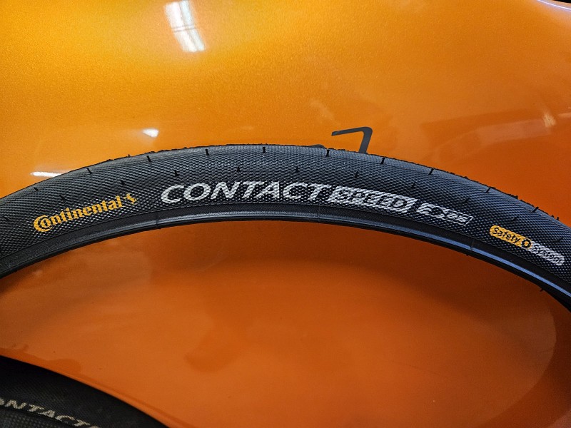 Continental_Contact_Speed_32-584_2.jpg