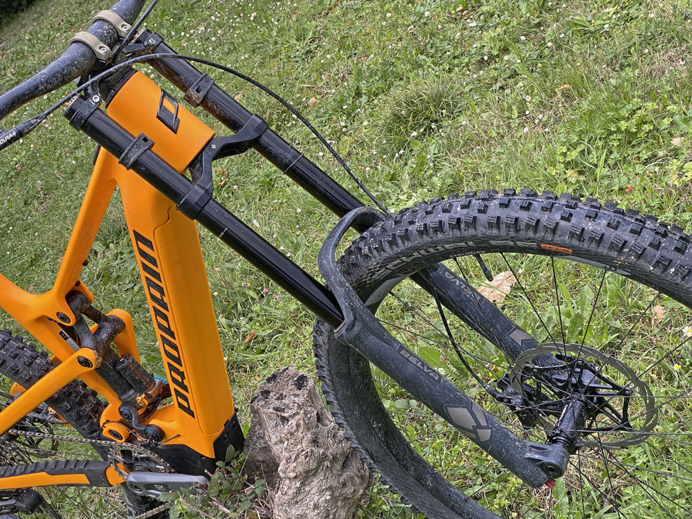 2024-Formula-Belva-lightweight-double-crown-enduro-mountain-bike-fork_on-Propain-eMTB-ebike.jpg