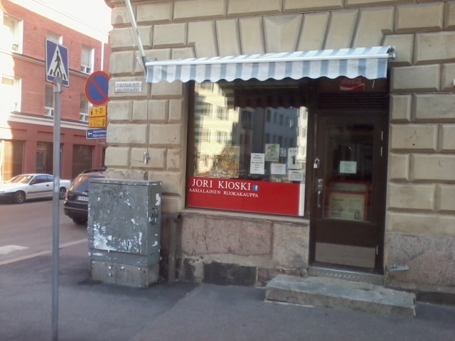 Keikalle läksin Jori kioskilta, Jori oli kait jo satamassa.