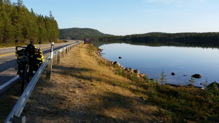 PicsPlay_1442173126807.jpg (138.34 KiB) Katsottu 9306 kertaa Ivalon ja Inarin väliltä