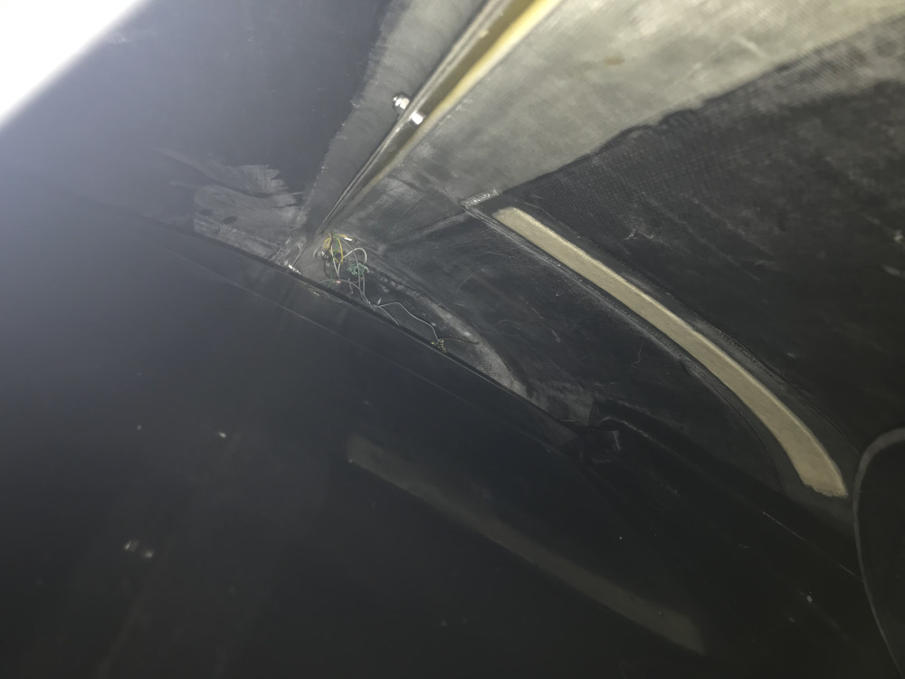 FAA1FC1C-31A9-4EC9-83A5-44F3FA961A3D.jpeg (1.26 MiB) Katsottu 20051 kertaa Puuttuva valo roikkuu kinnerin takaosassa