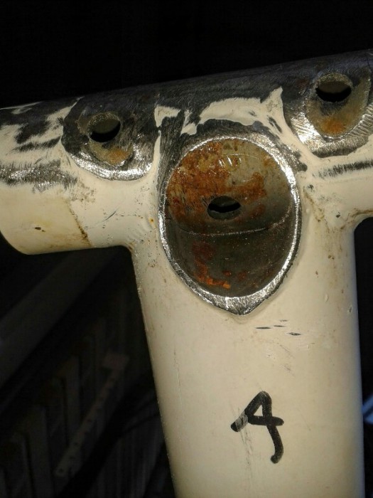 IMG_160501_203100822-600x800.jpg (106.24 KiB) Katsottu 5958 kertaa Satulaputki jatkuu keskiöön asti